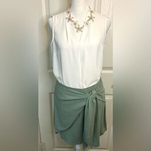 💦”Blue Rain” NWT Elegant Sage Green Wrap Detail Zip Back Mini Skirt💧